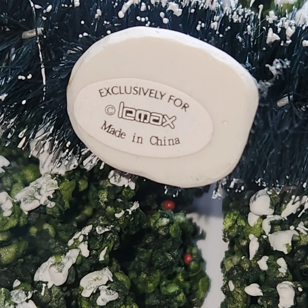90's Lemax Christmas village‎ accessories